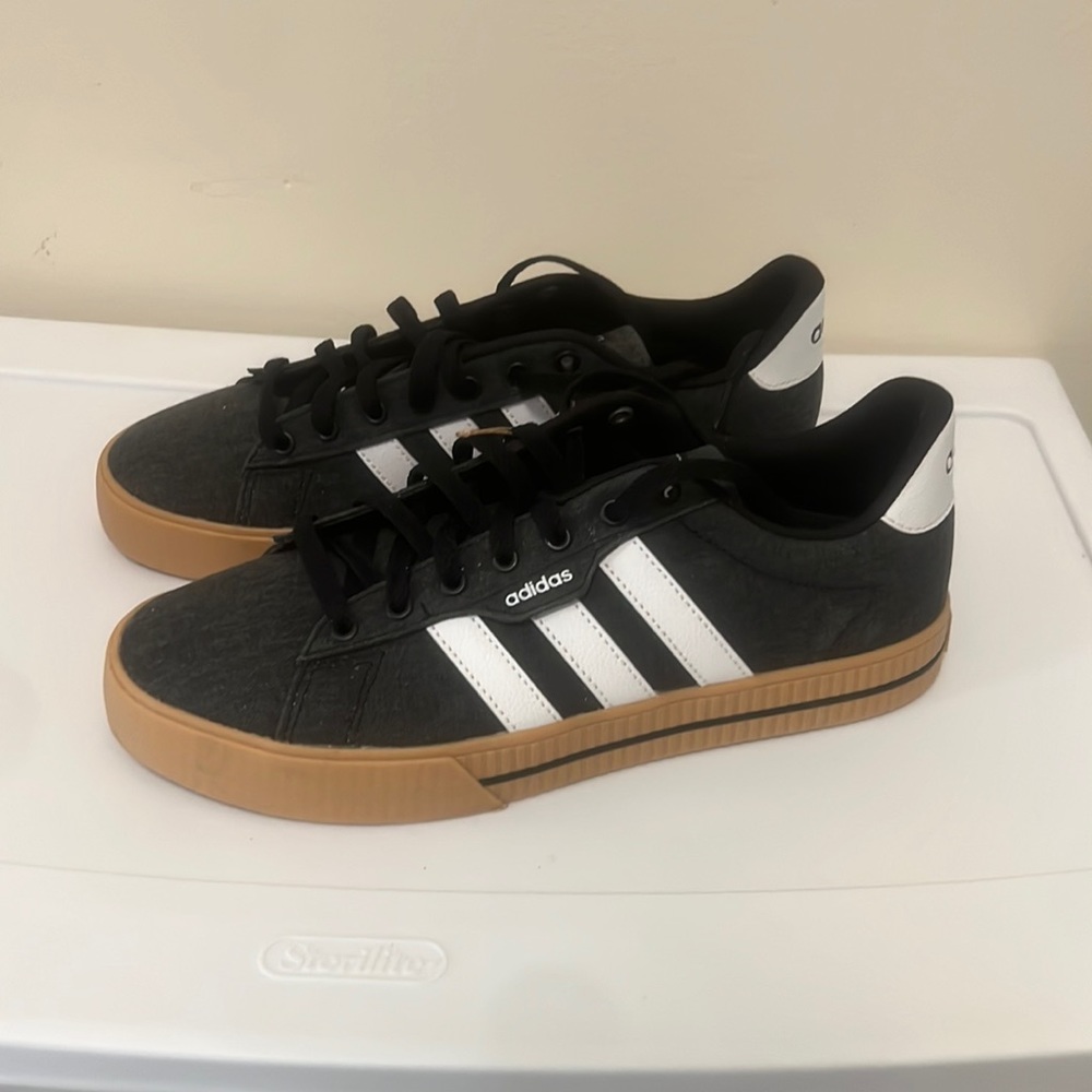 BRAND NEW MEN ADIDAS GRAND COURT SNEAKERS
